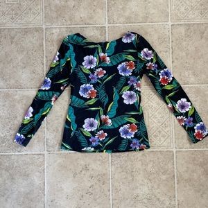 🌈 2/$15 Floral Rashguard